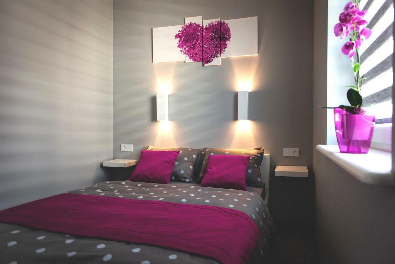 Apartament Elegance Pink Rewal Exteriör bild